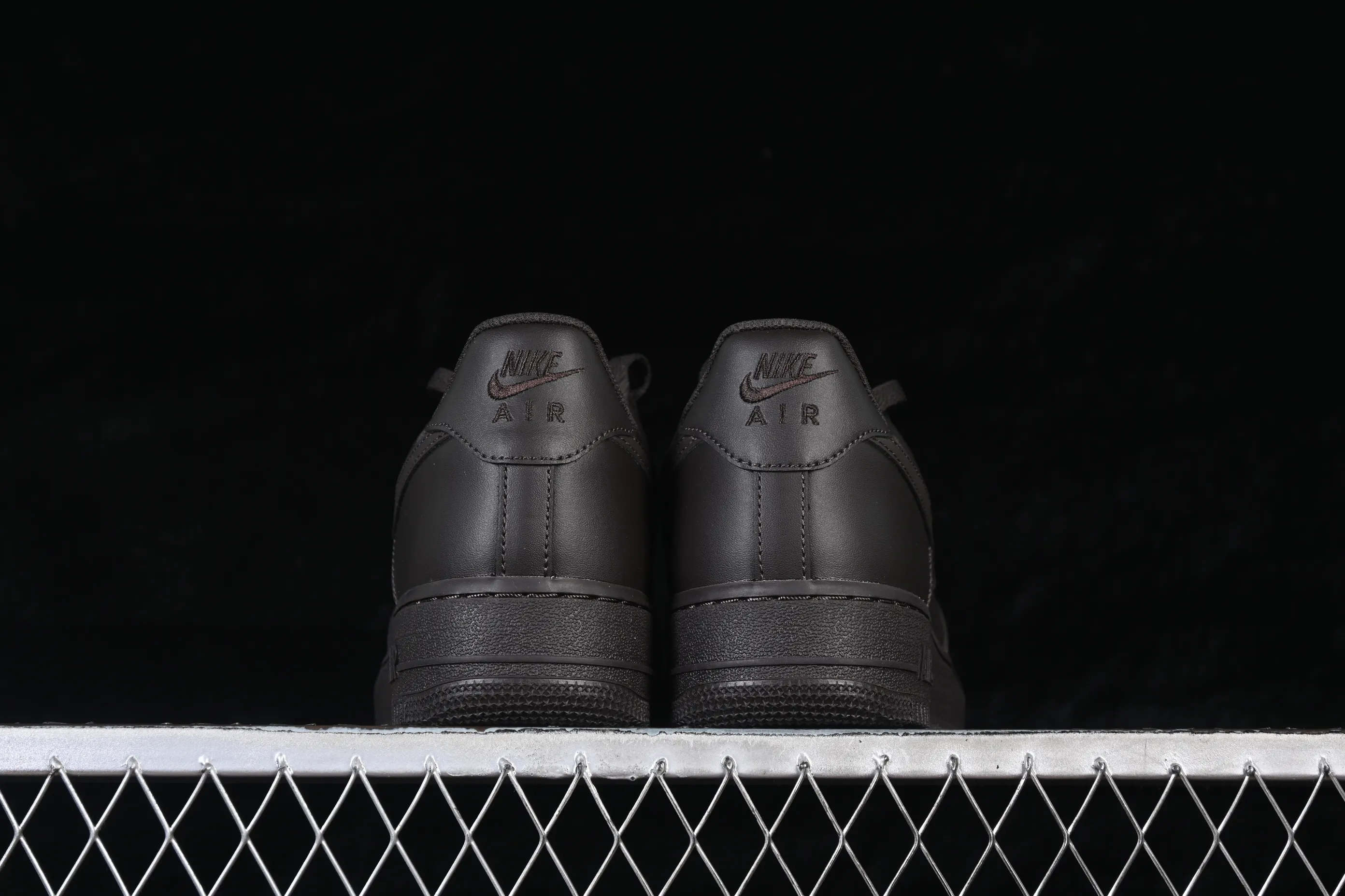 All categories Nk Air Force 1 Air Force series Nk Air Force 1 Low Air Force low-top Nike Air Force 1'07 Low Air Force 1 low-top casual sneakers IH1698-200